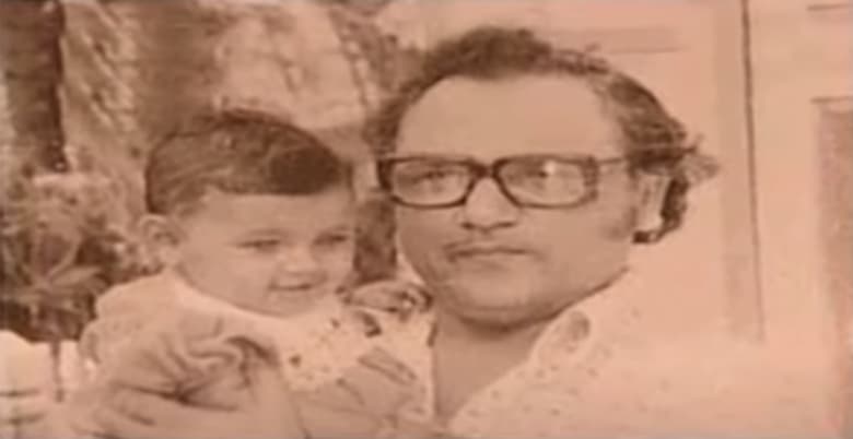 sachin tendulkar old pic small boy with father 