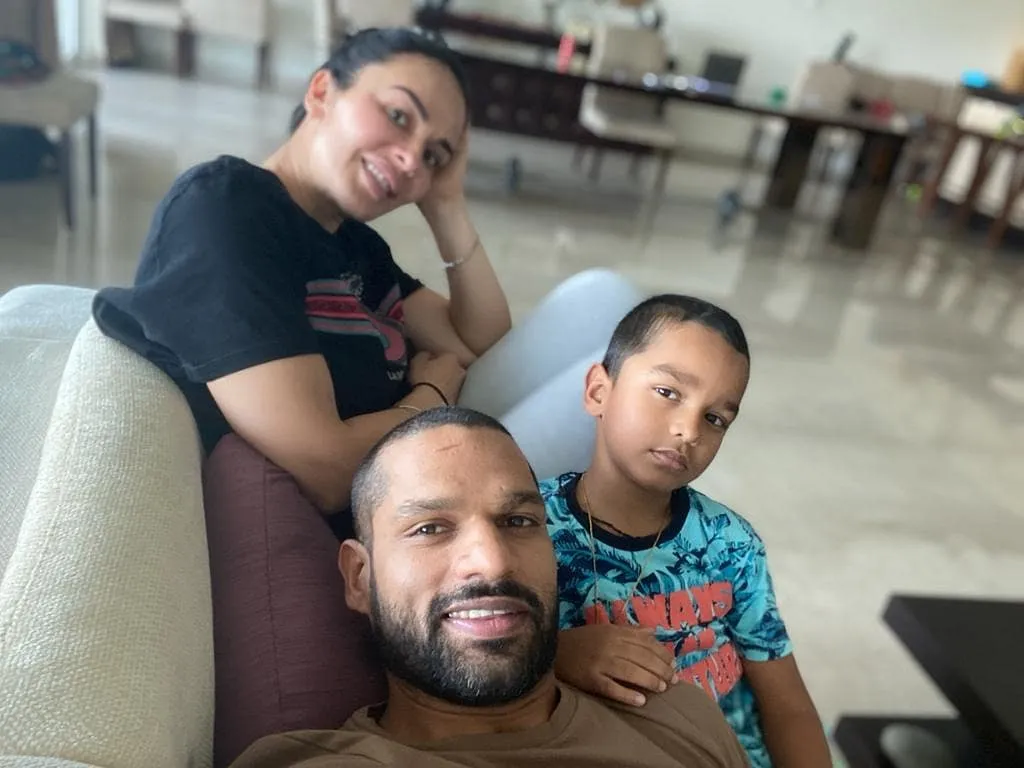Shikhar Dhawan with Wife and Boy